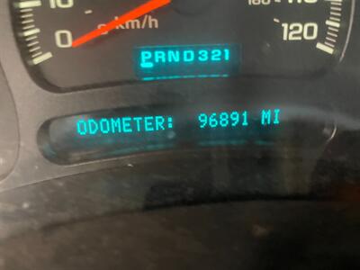 2005 Chevrolet Silverado 3500   - Photo 12 - Saint Louis, MI 48880-9800