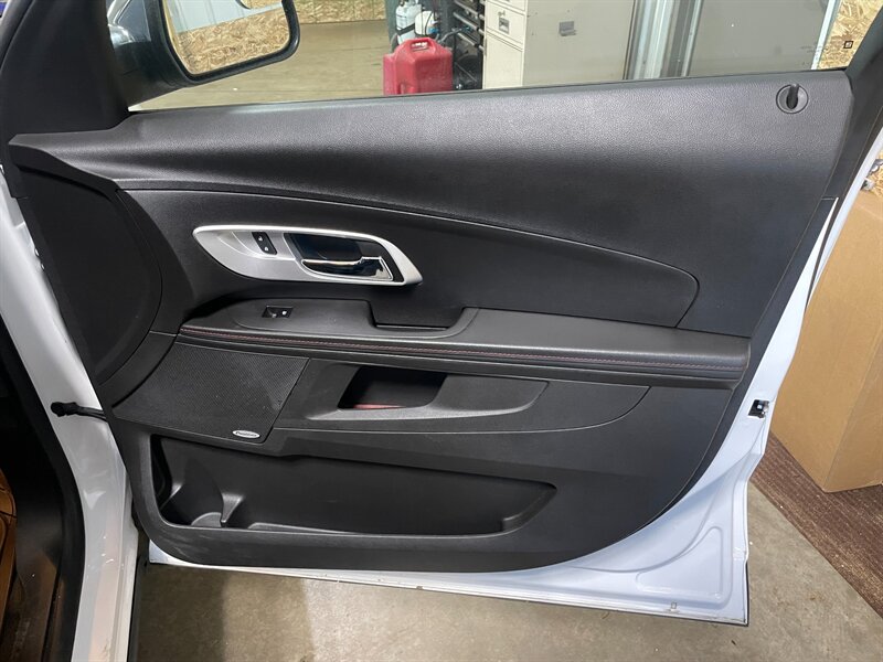 2015 Chevrolet Equinox LTZ - Photo 21 - Saint Louis, MI 48880-9800