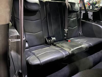 2016 Cadillac Escalade ESV Platinum   - Photo 26 - Saint Louis, MI 48880-9800