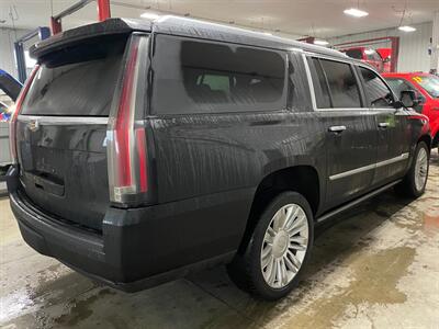 2016 Cadillac Escalade ESV Platinum   - Photo 5 - Saint Louis, MI 48880-9800