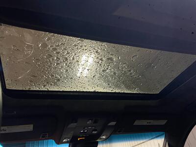 2016 Cadillac Escalade ESV Platinum   - Photo 9 - Saint Louis, MI 48880-9800