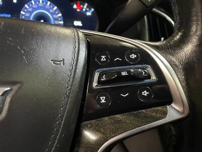 2016 Cadillac Escalade ESV Platinum   - Photo 14 - Saint Louis, MI 48880-9800
