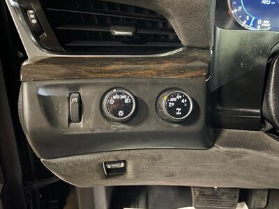 2016 Cadillac Escalade ESV Platinum   - Photo 16 - Saint Louis, MI 48880-9800