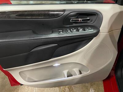 2013 Dodge Grand Caravan American Value Package   - Photo 21 - Saint Louis, MI 48880-9800