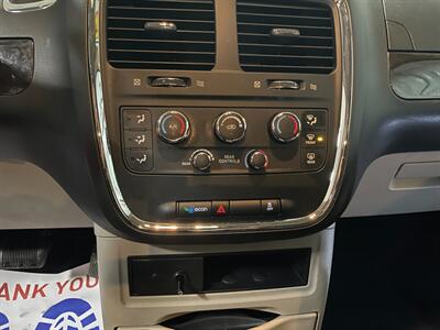 2013 Dodge Grand Caravan American Value Package   - Photo 13 - Saint Louis, MI 48880-9800