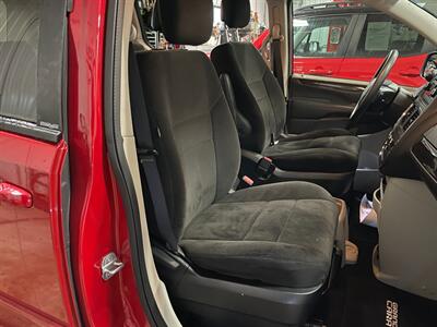 2013 Dodge Grand Caravan American Value Package   - Photo 17 - Saint Louis, MI 48880-9800