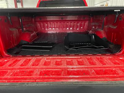 2014 GMC Sierra 1500 SLE   - Photo 24 - Saint Louis, MI 48880-9800