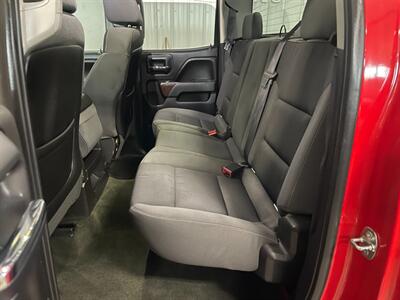 2014 GMC Sierra 1500 SLE   - Photo 16 - Saint Louis, MI 48880-9800