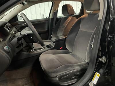 2016 Chevrolet Impala Limited LS Fleet   - Photo 15 - Saint Louis, MI 48880-9800