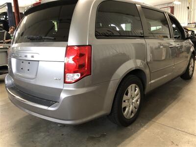 2015 Dodge Grand Caravan SE   - Photo 5 - Saint Louis, MI 48880-9800