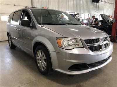 2015 Dodge Grand Caravan SE   - Photo 3 - Saint Louis, MI 48880-9800