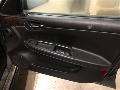 2012 Chevrolet Impala LTZ   - Photo 20 - Saint Louis, MI 48880-9800