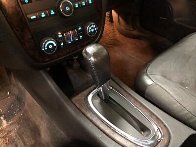 2012 Chevrolet Impala LTZ   - Photo 12 - Saint Louis, MI 48880-9800