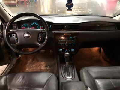 2012 Chevrolet Impala LTZ   - Photo 7 - Saint Louis, MI 48880-9800