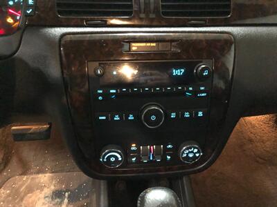 2012 Chevrolet Impala LTZ   - Photo 13 - Saint Louis, MI 48880-9800