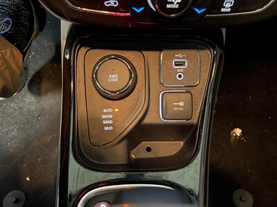 2020 Jeep Compass Limited   - Photo 13 - Saint Louis, MI 48880-9800