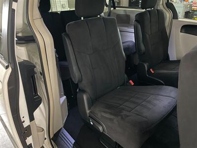 2011 Chrysler Town and Country Touring   - Photo 20 - Saint Louis, MI 48880-9800