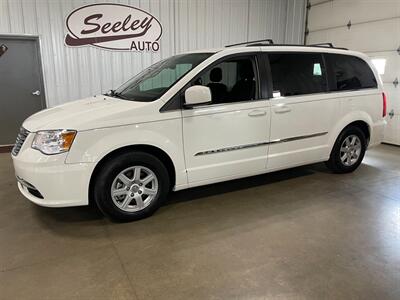 2011 Chrysler Town and Country Touring   - Photo 1 - Saint Louis, MI 48880-9800