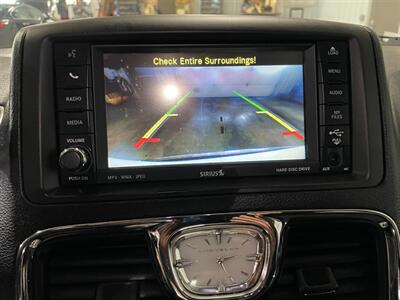 2011 Chrysler Town and Country Touring   - Photo 14 - Saint Louis, MI 48880-9800