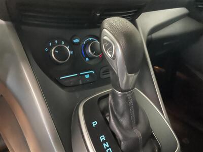 2014 Ford Escape SE - Photo 15 - Saint Louis, MI 48880-9800