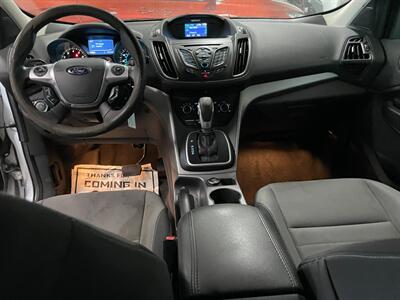2014 Ford Escape SE - Photo 8 - Saint Louis, MI 48880-9800