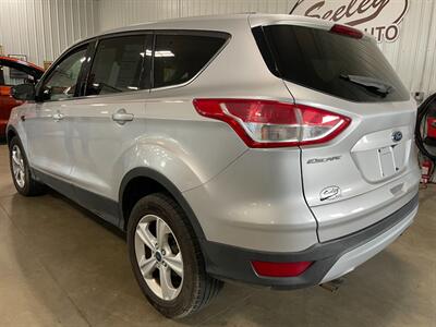 2014 Ford Escape SE - Photo 3 - Saint Louis, MI 48880-9800