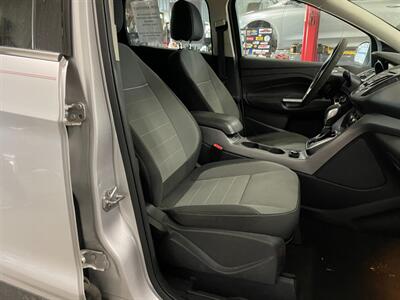 2014 Ford Escape SE - Photo 18 - Saint Louis, MI 48880-9800