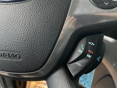 2014 Ford Escape SE - Photo 11 - Saint Louis, MI 48880-9800