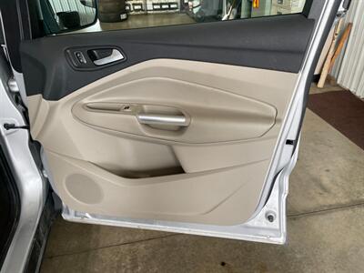 2018 Ford Escape SEL - Photo 23 - Saint Louis, MI 48880-9800