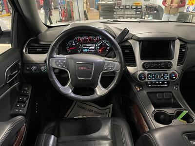 2017 GMC Yukon SLT   - Photo 8 - Saint Louis, MI 48880-9800
