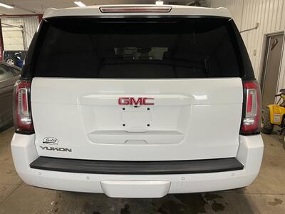 2017 GMC Yukon SLT   - Photo 30 - Saint Louis, MI 48880-9800