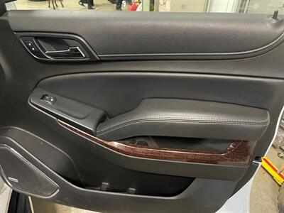 2017 GMC Yukon SLT   - Photo 25 - Saint Louis, MI 48880-9800