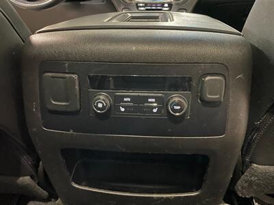 2017 GMC Yukon SLT   - Photo 23 - Saint Louis, MI 48880-9800