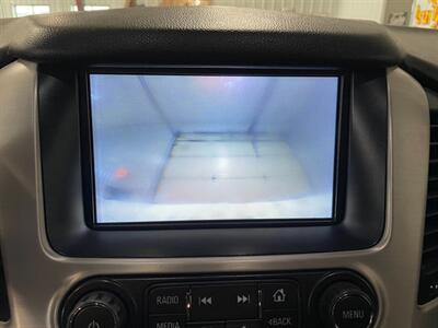2017 GMC Yukon SLT   - Photo 14 - Saint Louis, MI 48880-9800