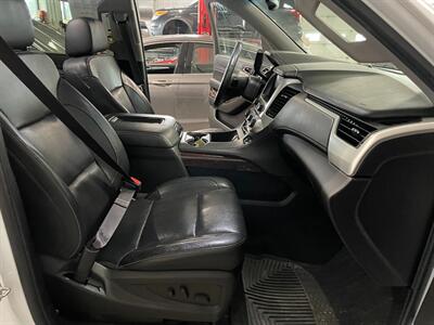 2017 GMC Yukon SLT   - Photo 19 - Saint Louis, MI 48880-9800