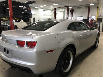 2010 Chevrolet Camaro LS   - Photo 5 - Saint Louis, MI 48880-9800