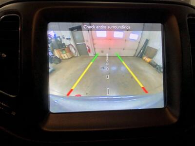 2018 Jeep Compass Trailhawk   - Photo 14 - Saint Louis, MI 48880-9800