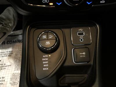 2018 Jeep Compass Trailhawk   - Photo 16 - Saint Louis, MI 48880-9800