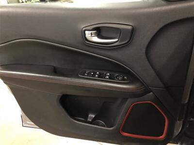 2018 Jeep Compass Trailhawk   - Photo 23 - Saint Louis, MI 48880-9800
