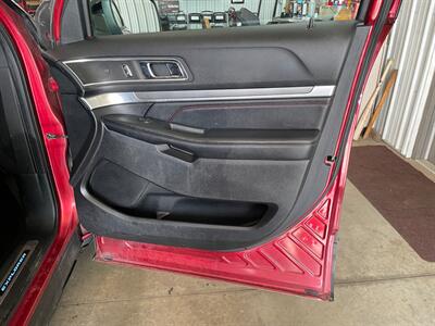 2018 Ford Explorer Sport - Photo 24 - Saint Louis, MI 48880-9800