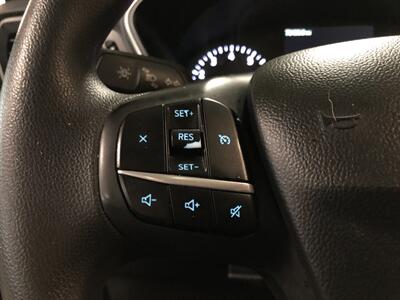 2020 Ford Escape SE   - Photo 11 - Saint Louis, MI 48880-9800