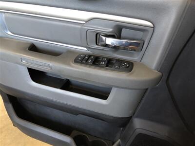 2018 RAM 1500 Big Horn   - Photo 24 - Saint Louis, MI 48880-9800