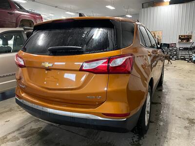2018 Chevrolet Equinox LT   - Photo 5 - Saint Louis, MI 48880-9800