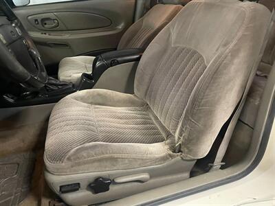 2003 Chevrolet Monte Carlo SS - Photo 13 - Saint Louis, MI 48880-9800