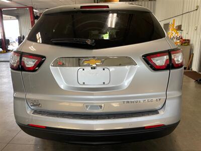 2015 Chevrolet Traverse LT - Photo 27 - Saint Louis, MI 48880-9800