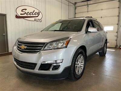 2015 Chevrolet Traverse LT - Photo 2 - Saint Louis, MI 48880-9800