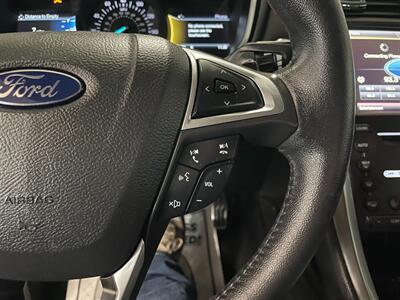 2016 Ford Fusion Titanium   - Photo 9 - Saint Louis, MI 48880-9800