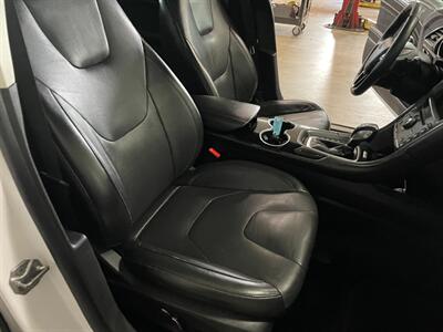 2016 Ford Fusion Titanium   - Photo 14 - Saint Louis, MI 48880-9800