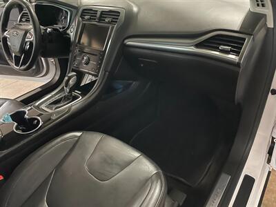 2016 Ford Fusion Titanium   - Photo 16 - Saint Louis, MI 48880-9800