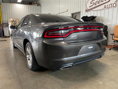 2019 Dodge Charger SXT   - Photo 3 - Saint Louis, MI 48880-9800